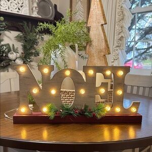 Rustic Lighted Noel Sign